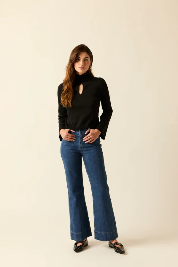 Jeans flare tiro alto azul